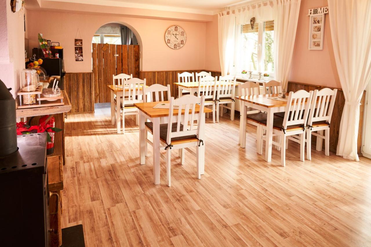 Haus Am Bach - Gemuetliche Pension Allershausen Exteriör bild